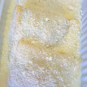 Crespelle verdure e mozzarella condite con besciamella e formaggio